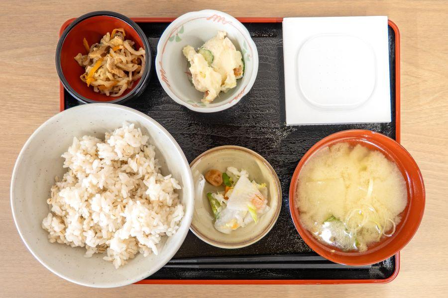 愛されチェーン「ヒライ」の朝食を無料で！