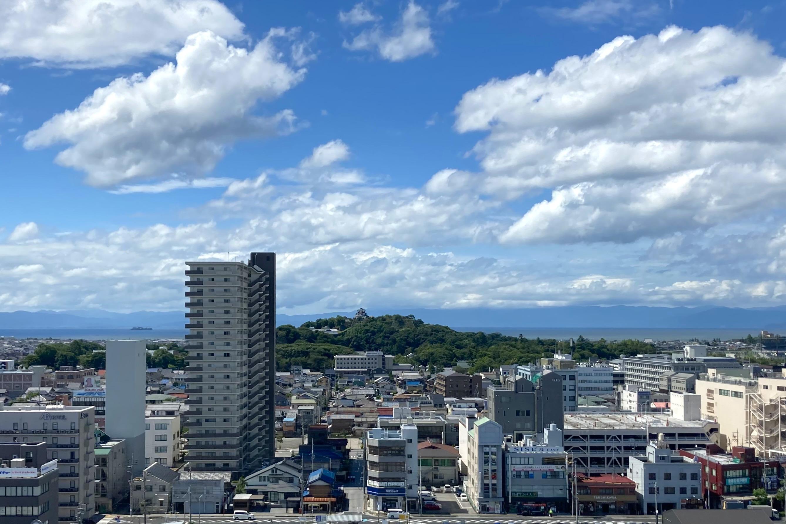 彦根城と琵琶湖をご堪能あれ！
