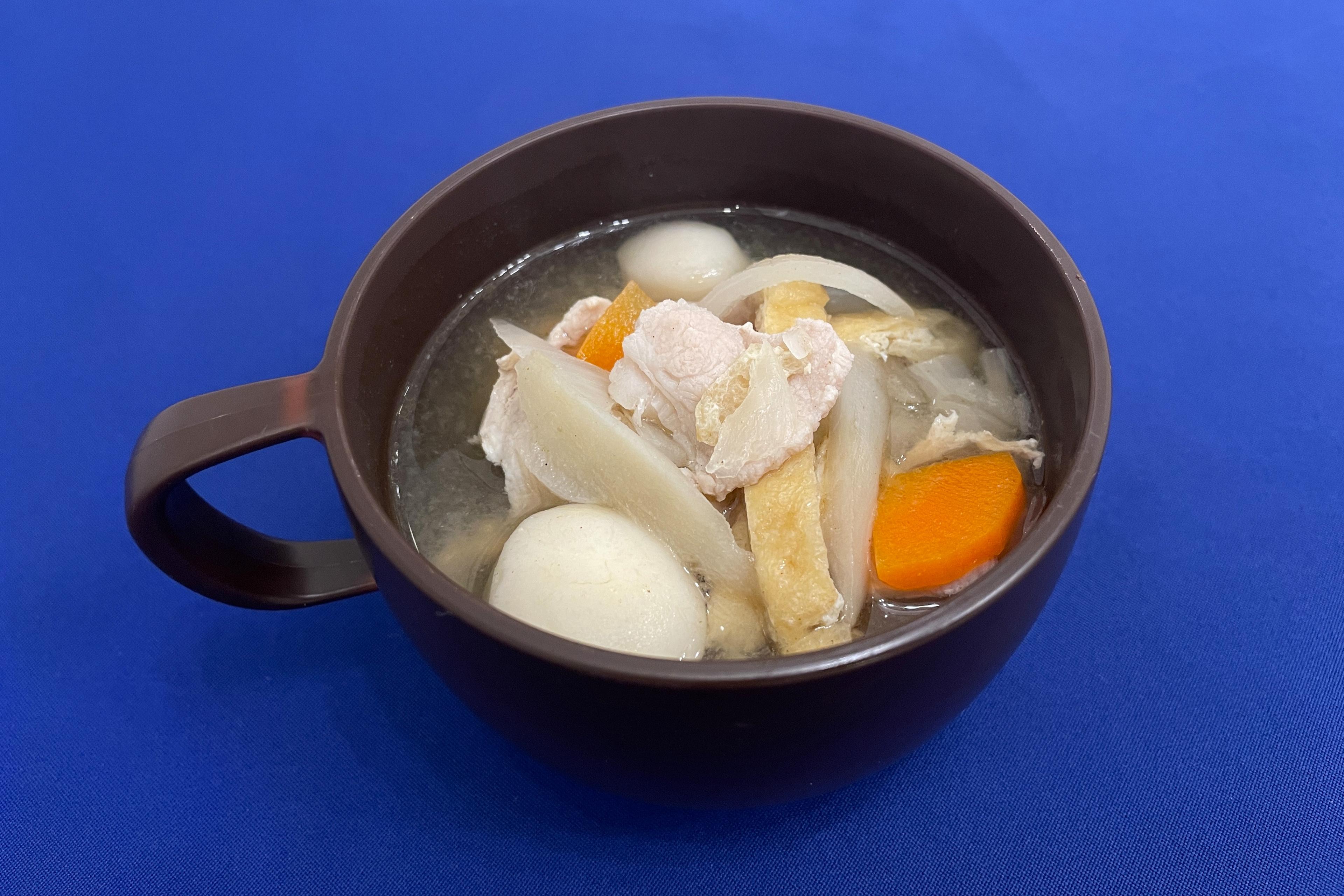 千葉県産北総豚を使用したゴロゴロ豚汁朝食