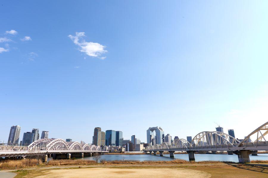 大阪のシンボル、淀川へ徒歩2分！