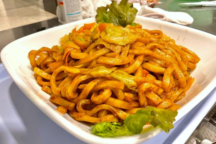 小倉のソウルフード焼うどんを朝食で！