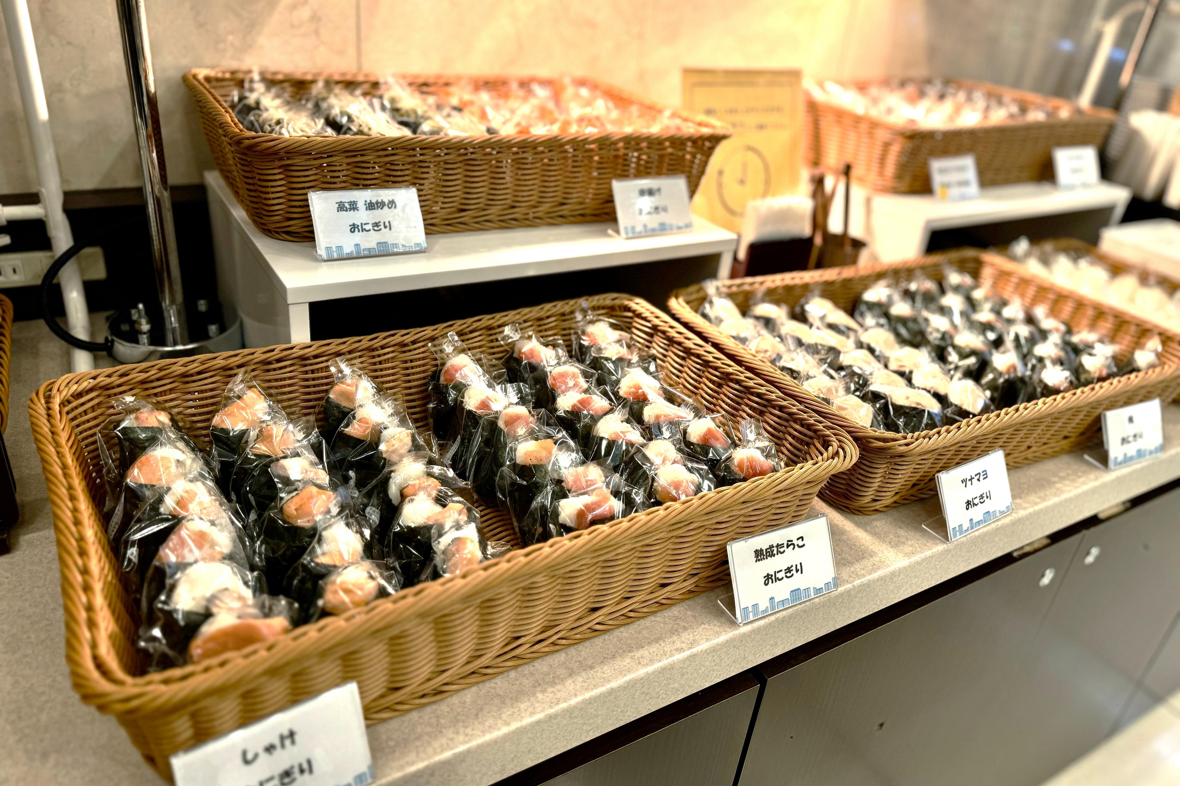 八王子の歴史を辿る桑入り茶とおにぎり朝食