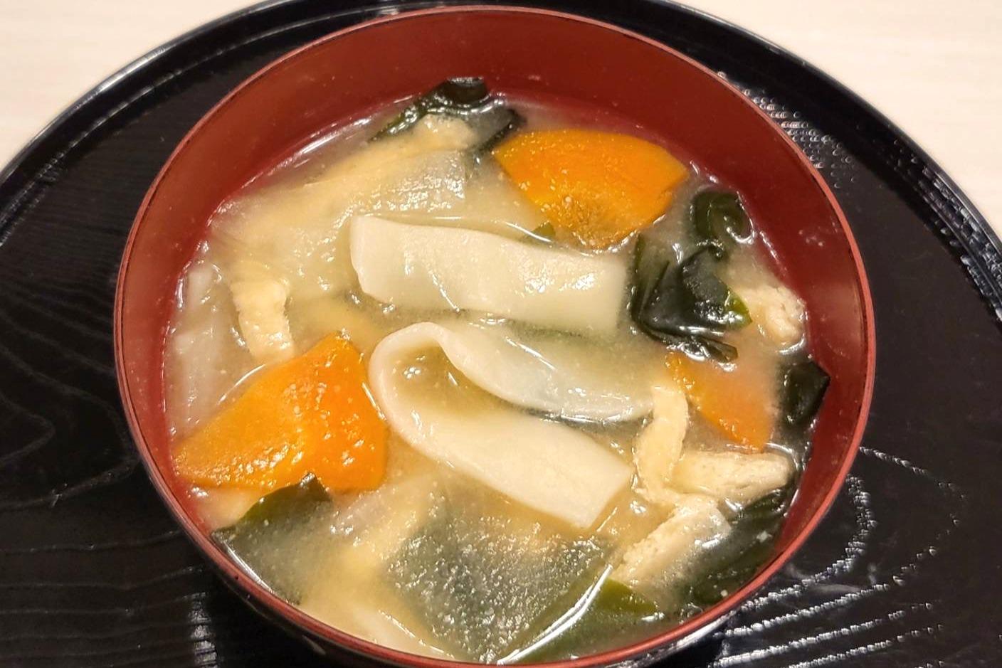ご当地の手作りだんご汁を朝食でご用意！